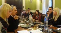 14. децембар 2015. Председник Одбора за Косово и Метохију са студентима београдских факултета